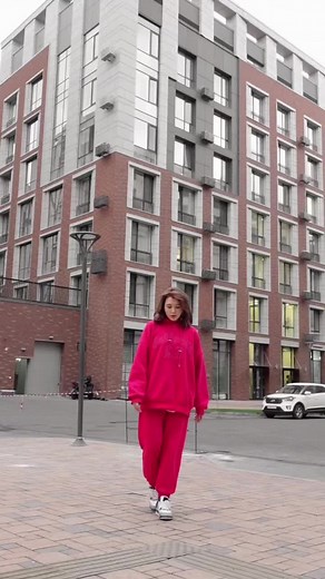 Urban Dance Routine in Bright Pink Tracksuit