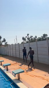 231 reactions · 5 comments | You knowing how to swim doesn’t mean that you can survive in deep water #swimmingpool #swimminglessonsforadults #SwimmingInstructor | Hā Bįb | Facebook