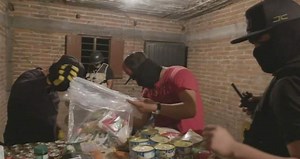 Mexican Cartels Are Helping The Poor With Aid Packages During The Pandemic!