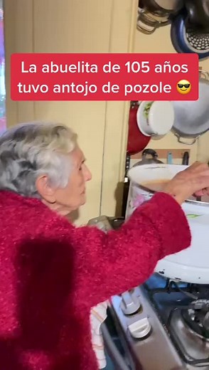 Celebra la vida con tu abuelita y comida deliciosa