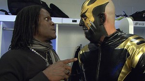 Goldust and R-Truth have a misunderstanding: Raw, January 25, 2016
