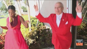 Joey Dee still twisting and touring at 81