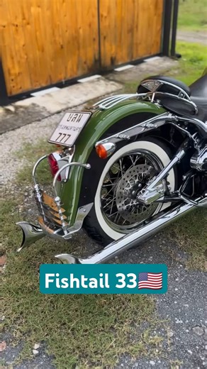Harley Fishtail 33" — Chrome & Thunder! ⚡🏍️