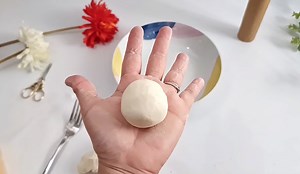 How to make homemade 'cold porcelain' air dry clay