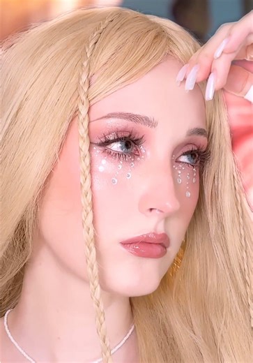 Euphoria Makeup Trends Returning This Season