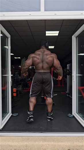 💪 all back #samsondauda #mrolympia #mrolympia2024 #bodybuilding | Samson Dauda