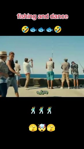 fishing and dancing ... 🐟🕺🫣🤯 #respect #respectmoments #moment #trending #fishing #dance #funny #funnyvideos #funnymoments #comedyvideo #houseofcomedy #prank #funnyprank #tiktokcomedy #fy #fyp #foryou #foryoupage #viral #fypシ #vh_funny #tiktok #xuhuong @Elizabeth johnson @Kaimookjenn @Yến Nhi @boutique2