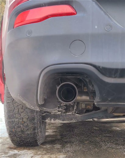 Flowmaster 717810 Cat-Back Kit on 2016 Jeep Cherokee