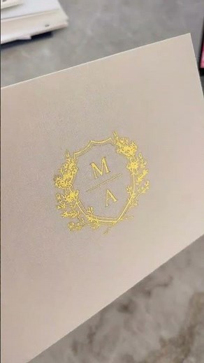 The easiest process to make the most beautiful album 😍 #videobook #weddingvideo #bridestyle