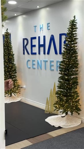 🇯🇵✈️🇹🇹 After 30 hours of flying, our traveling friend walked straight off the plane and into #TheRehabCenter A whole year later, he’s back in good hands 💪🏽 @keronrose ✨ Walk-ins available until Dec 20th 🎁 Gift cards perfect for the holidays! 📲 WhatsApp us to grab yours: 🇹🇹 1-868-703-1579 🇬🇾 592-604-0587 Give the gift of relief this season 💙 #WellnessJourney #TravelRecovery #BodyRelief #MuscleRelease #FeelHumanAgain #HolidayHealing #WalkInsOpen #TrinidadAndTobago #WeveGotYourBack | T