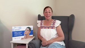 EVFOFO 7 Color Red Light Therapy for Face, Cordless LED Face Mask Light Therapy, USB Rechargeable Red Light Therapy Mask for Skin Rejuvenation, Anti-Aging, Wrinkles & Acne, Home Skin Care