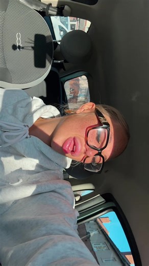 blondielocks05 (@blondielocks05)’s videos with original sound - 🐬