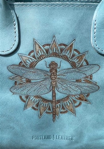 Tiny details 🖤 #darksidepyrography #pyrography #pyrographyart #dragonfly