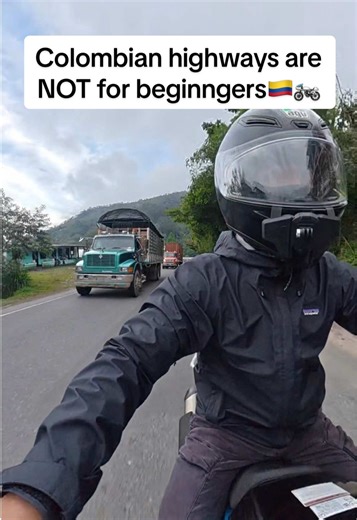Driving a motorcycle on Colombia’s highways is not for beginners! 🇨🇴🏍️ #colombia #motorcycle #motovlog #antioquia #travel Es