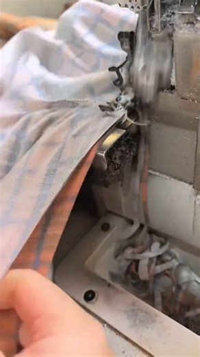 Karoindustries on Instagram: "If you’ll place your order with us you’ll get •••DAILY UPDATES ABOUT WORK •••FAST TURNAROUND •••WHOLESALE PRICES •••PREMIUM QUALITY •••SPLIT PAYMENT OPTION DM us to get started🌟✅ MOQ (Minimum Order Quantity) Worldwide shipping 🔥✈️ Custom labels & packaging Speed & quality #clothingmanufacturer #garmentmanufacturer #privateclothingbrand #customclothing #bulkclothing #wholesaleclothing #apparelmanufacturer #fashionbusiness #brandowners #fashionentrepreneur #fashionr