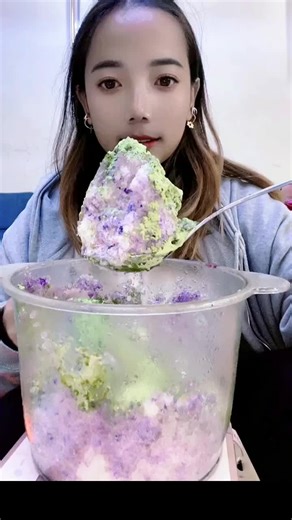 ASMR Ice Eating: Delightful Shaved Ice Sounds