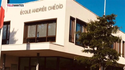 SAINT-NAZAIRE : DES CAS DE TEIGNES DANS UNE ÉCOLE Des cas de teignes détectés au groupe scolaire André Chedid de Saint-Nazaire. Une note d’information des services départementaux de l’éducation nationale a été envoyée aux parents d’élèves ce lundi. Elle alerte sur deux cas de teignes et d’herpès du côté de l’école maternelle de l’établissement. Des enfants avaient déjà été infectés lors de la précédente année scolaire. L’établissement avait même fait l’objet d’une désinfection cet été. Certains