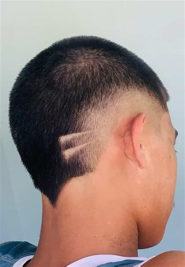 Warriors Cut: Exploring the Burst Fade Trend