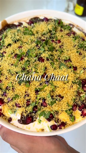 Easy Chana Chaat Recipe 🌶️✨ Refreshing, tangy & ready in minutes! Perfect as a snack or side dish – no cooking needed! Try it once and you’ll be hooked 💯 #ChanaChaat #EasyRecipes #DesiSnacks #QuickBites #RamadanRecipes #Fyp #HomemadeGoodness #BangladeshiFood #ChaatLovers#CapCut