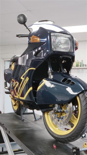 Retro BMW Motorrad: A Classic Motorcycle Journey