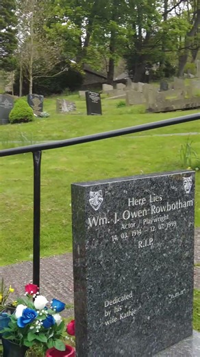 Last of the Summer Wine Compo and Clegg Tribute Peter Sallis and Bill Owen