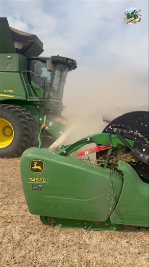 Soybean Harvest 2025 has started in Darke County Ohio. | Farmhand Mike