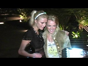 Britney Spears And Paris Hilton Hang Loose [2006]