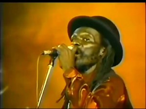 Ce monsieur était mon meilleur artiste reggae que son âme repose en paix. | Camso Dogodié Camara