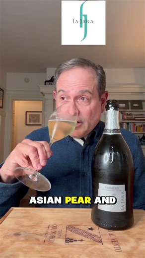 This Prosecco Scored 93 Points | La Jara Brut #prosecco