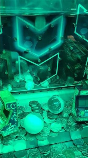 This Was the Most SATISFYING Coin Pusher Ever!