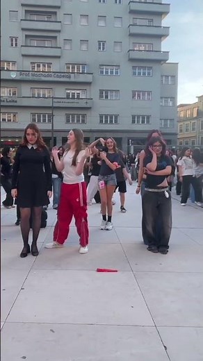 🇵🇹Kpop in Public - YEONJUN & Daniela Let Me Tell You