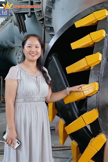 The Machine Behind Port Expansion & River Dredging On Site Footage