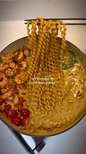 1.1M views · 5.1K reactions | This ain’t your average one-pan pasta  The easiest way to make creamy shrimp coconut curry pasta—rich, aromatic, and seriously comforting✨ Every bite is packed with cozy curry flavor Perfect for your next pasta craving  Tag your pasta bestie & save this recipe for a lazy-day treat  ⬇️Recipe steps in comments | Haileyateit | Facebook