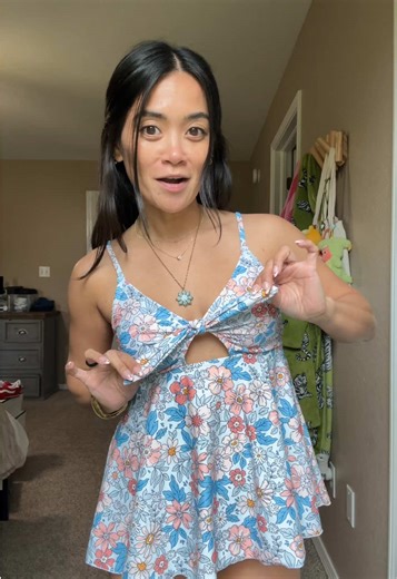 Adorable Modest Swimsuits for Toddler Moms