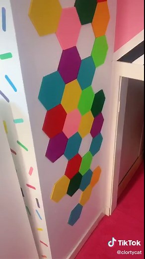 Shannon Laing on TikTok