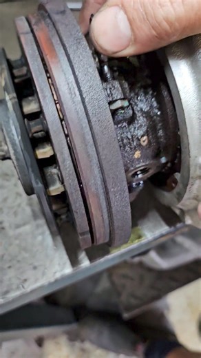 ⚠️Why did my DMAX Turbo FAIL? A bit of a known problem for Isuzu just a matter of getting them to admit it! Loosely the 2016-2020 built models. See... we're not just picking on Toyota! 😂😵‍💫😁 📢 When You Think Diesel - Think Berrima Diesel ✅ ⭐ "Making Diesel Great Again" 😉 ⭕ Zero Emission Diesels ❤️ (yep... do your Research - Zero Carbon Synthetic Diesel) Stay Safe - Stay Healthy 💯 #FACTCHECKYOURDIESELTUNER W: www.berrimadiesel.com Facebook: www.facebook.com/berrimadiesel YouTube: www.youtu