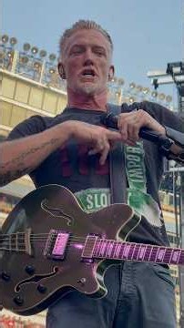 Queens of the Stone Age live #rock #rocknroll #queensofthestoneage #joshhomme #guitar #reels