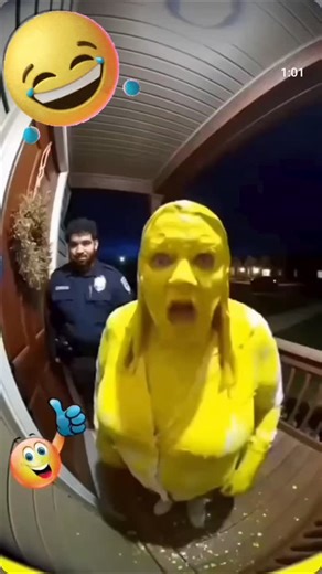 Steal Fail 💥 on Instagram: "This is where I laugh so much 🤣 Join us 😉 Follow and like for more fun 👍 #viral #stealfail #everyone #like #fyp #followme #reels #shrek #thief #box #donttouchmybox"