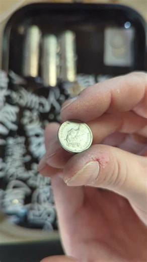 I found a 5 Pence Coin Roll Hunting #crh #coinrollhunting #coincollecting