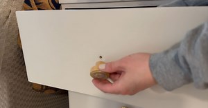 How to Make Flower Press Drawer Pulls With Hot Glue