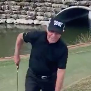 Gary Player teaches grandson a lesson about making ill-advised bunker bets against an all-time great