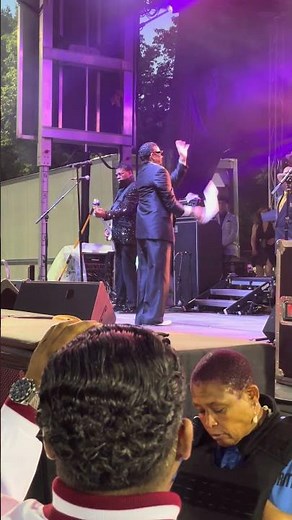 Morris Day & The Time - The Oak Tree Part 1 (Live)