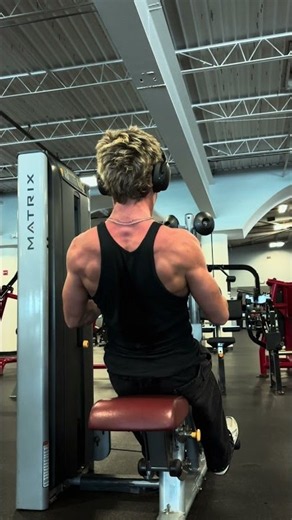 Back exercises like rows always make my middle back and lats feel gigantic.