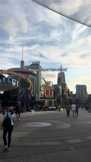 Explore Marvel Super Hero Island at Universal Studios