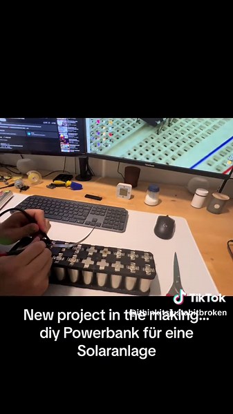 Bisschen habe ich Angst #diy #electronics #powerbank #solar #arduino #diyelectronics #battery #batterypack