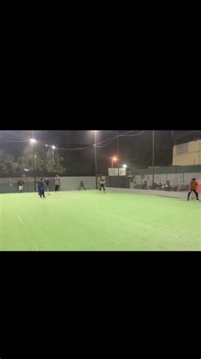 field set krke bhi 4 kha liya | indoor cricket match #cricketshorts #cricket #ytshorts #like