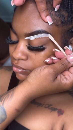 FLAWLESS Brow Wax Tutorial😍😍 Beginner friendly