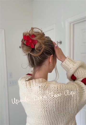 3 Chic Claw Clip Hairstyles to Try Now