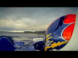 Jacques Villeneuve's Williams FW18 in action: F1 onboard