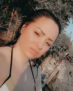 Anja Dee on Instagram: "On vacation, brb"